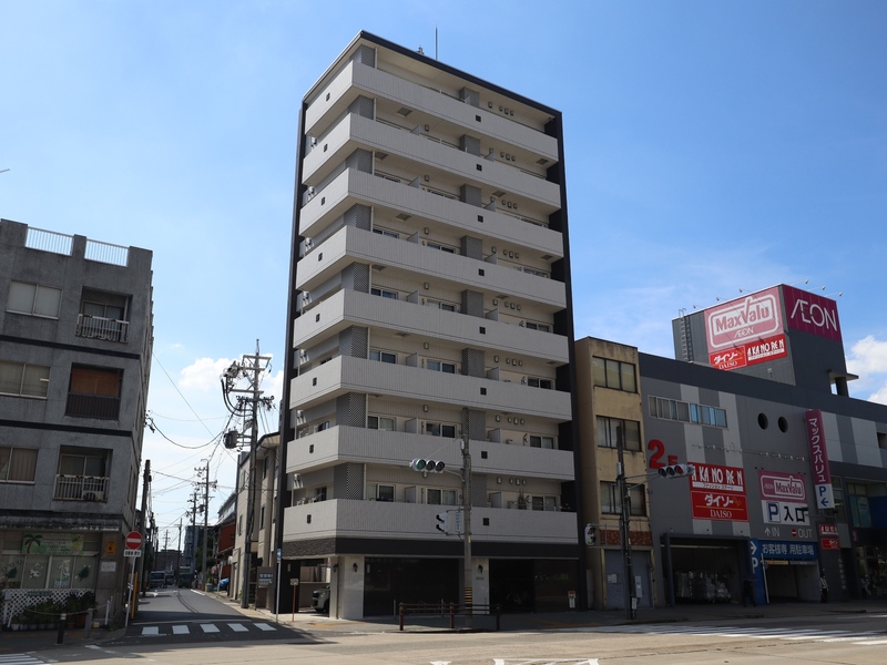 タウンライフ内山