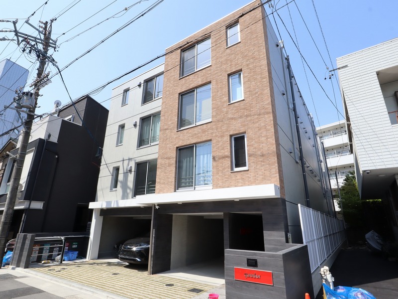 8号室タイプ