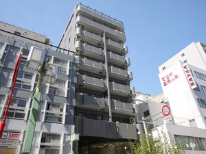 フィーブルサカエ