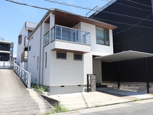 東栄町5丁目戸建
