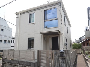 伊勝町貸家